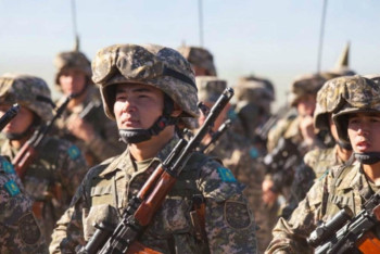 Фотография к новости: Военнослужащие ждали отечественную вакцину от коронавируса - Нацгвардия