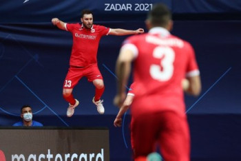 Фотография к новости: "Кайрат" обыграл "Бенфику" и вышел в полуфинал Лиги Чемпионов