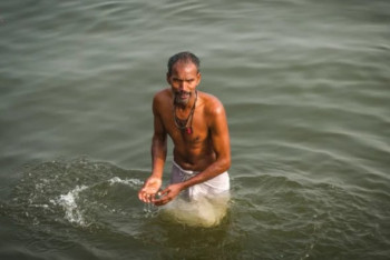 Фотография к новости: Мужчина бросился спасать жену и погубил двухлетнюю дочь
