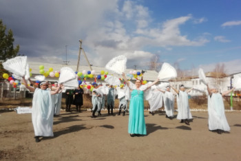 Фотография к новости: Карнавал в необычном стиле провели в женской колонии Петропавловска