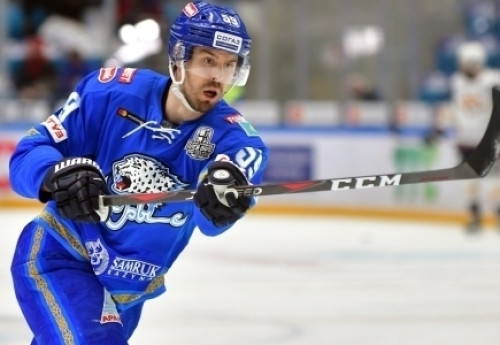 Фотография к новости: Лидер нападения "Барыса" ушел в другой клуб