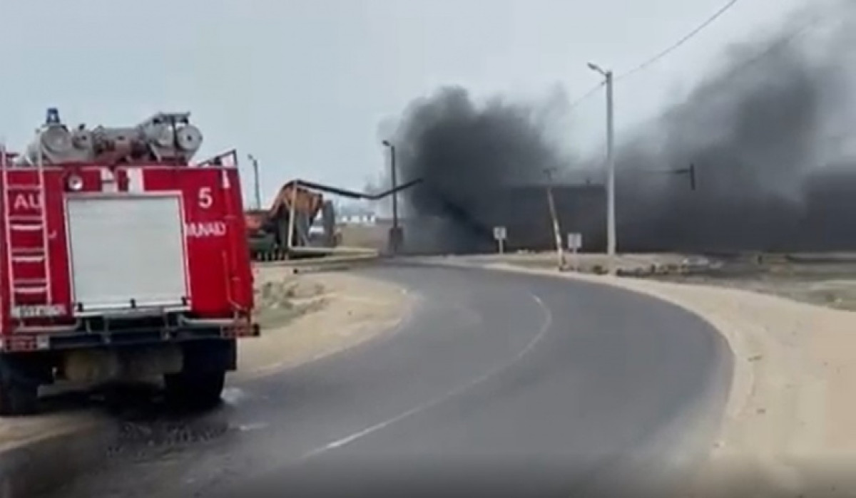 Спецтранспорт врезался в газопровод в Мангистау