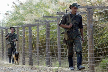 Фотография к новости: Кыргызстан и Таджикистан завершили отвод войск от линии госграницы