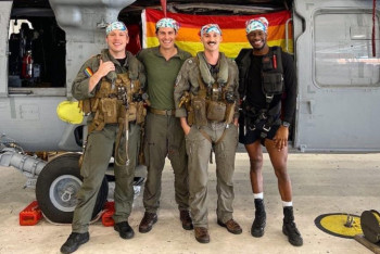 Фотография к новости: Первый гей-экипаж вертолета появился в армии США