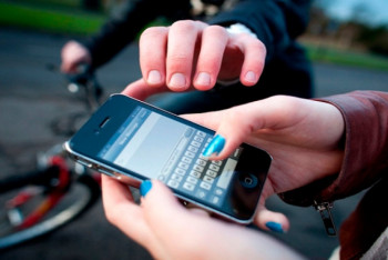 Фотография к новости: Грабитель напал на астанчанку во дворе дома из-за iPhone