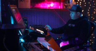 Imanbek записал новый трек с британской певицей Cher Lloyd
