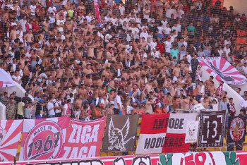 Фотография к новости: Футбольных болельщиков в Казахстане призывают вакцинироваться