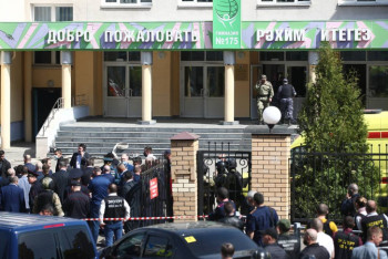 Фотография к новости: Второй стрелок ликвидирован при штурме школы в Казани