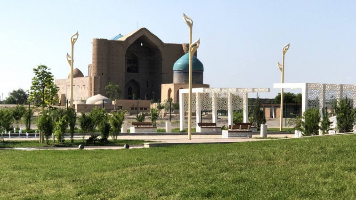 Назарбаев прибыл в Туркестан