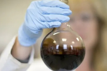 Фотография к новости: Нефть дорожает из-за сокращения запасов и прогнозов ОПЕК