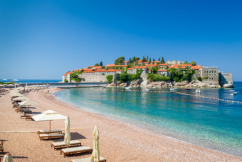 Фотография к новости: В Казахстане открыли авиарейсы в Черногорию﻿