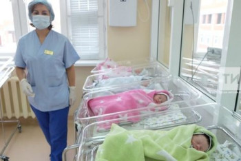 Фотография к новости: Роженице дважды едва не вручили чужого ребенка в роддоме