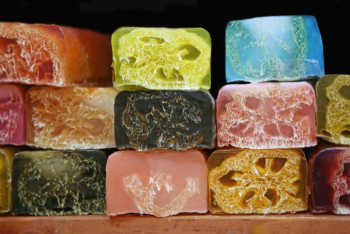 Фотография к новости: Бактерии помогли ученым создать более безопасное мыло