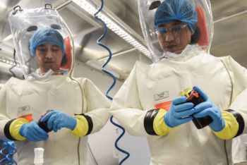 Фотография к новости: В США заявили об утечке коронавируса из лаборатории Уханя