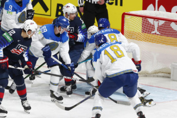 Фотография к новости: Сборная Казахстана потерпела первое поражение, уступив США на ЧМ по хоккею