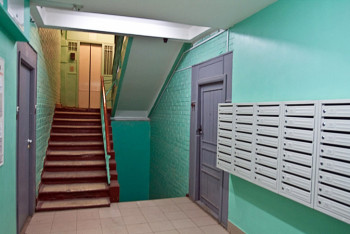 Фотография к новости: 600 человек прописал в своей квартире житель Нур-Султана