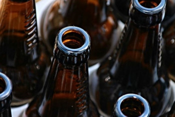 Фотография к новости: Казахстанцы стали больше употреблять алкоголь во время пандемии - исследование