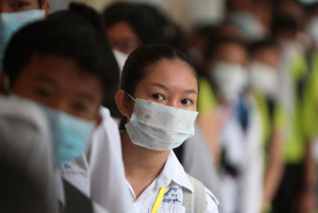 Фотография к новости: В Китае закрыли город из-за 20 случаев коронавируса - СМИ