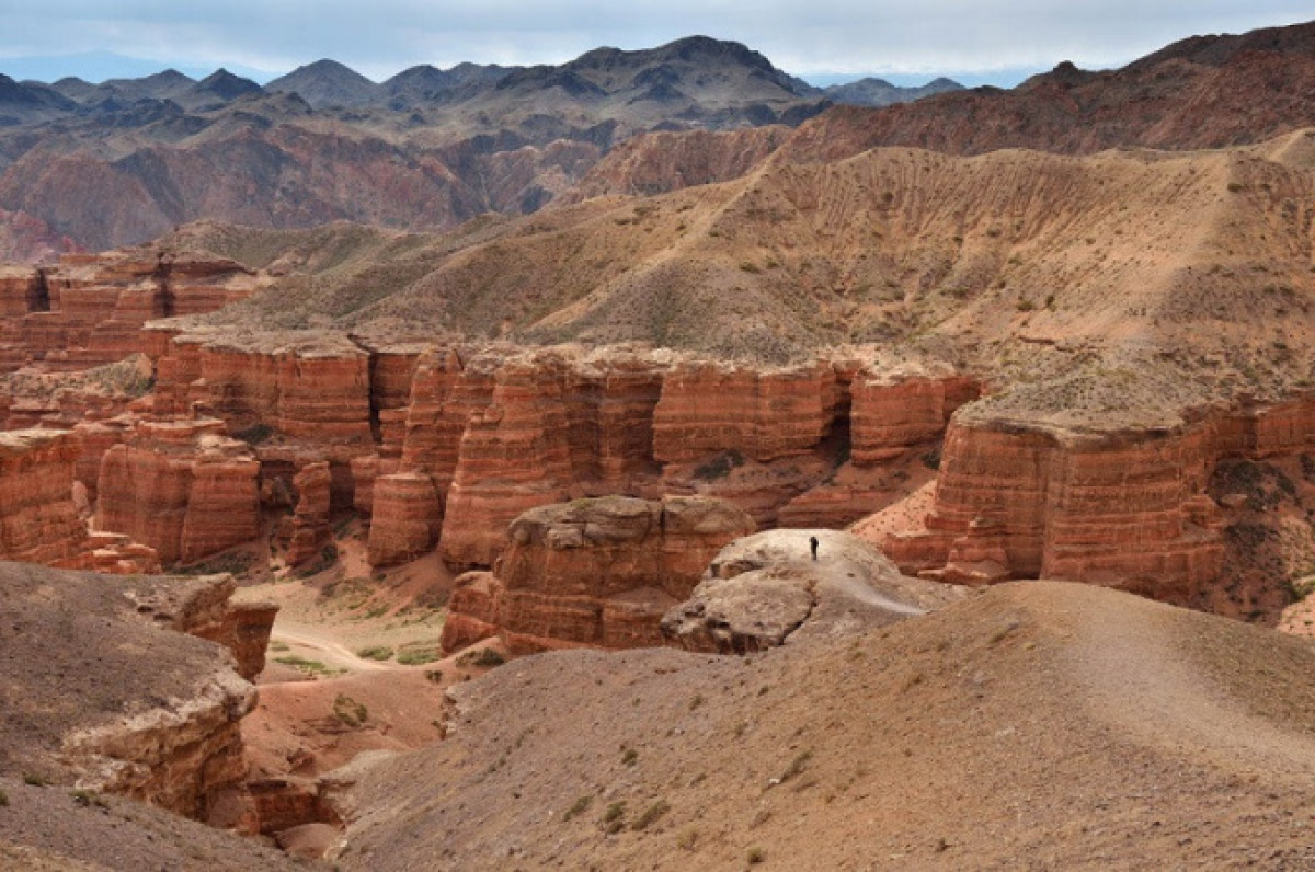 В МЧС пояснили, почему не предупредили туристов о селе в Чарынском каньоне