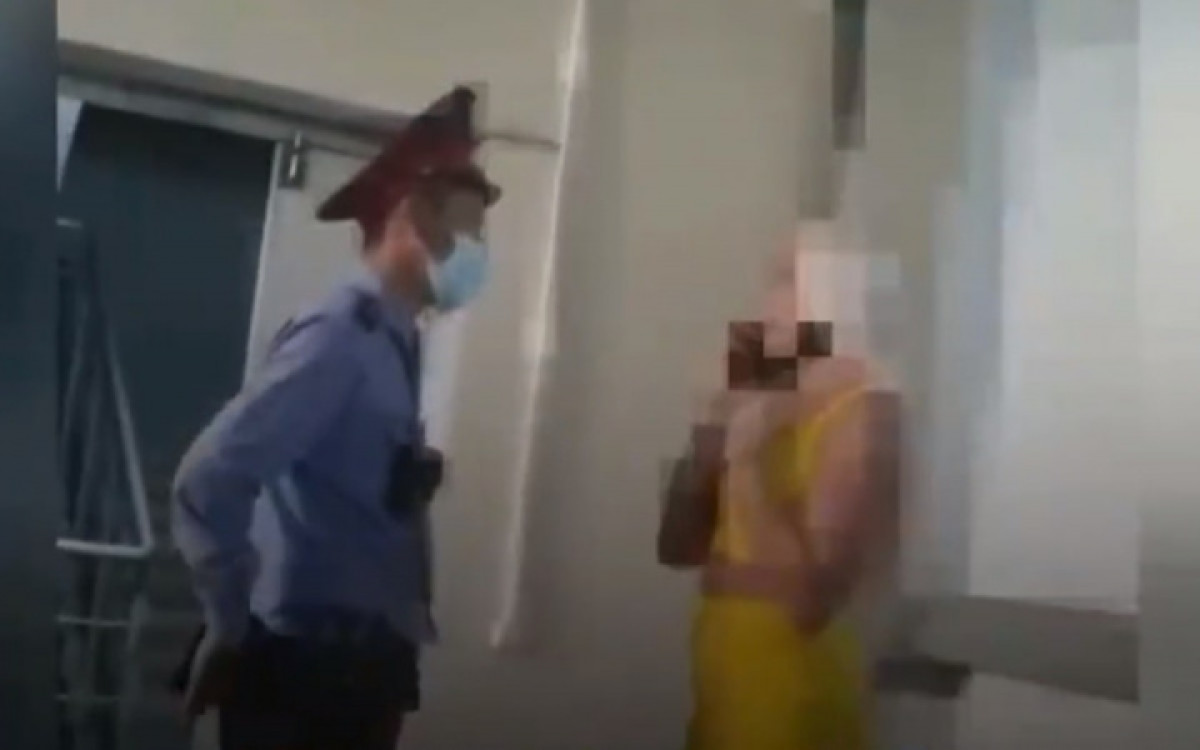 кадр из видео 