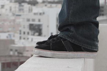 Фотография к новости: Подросток упал с балкона высотки в Нур-Султане