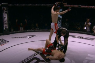 Фотография к новости: Непобежденный казахстанский файтер проиграл тяжелым нокаутом на третьей минуте боя