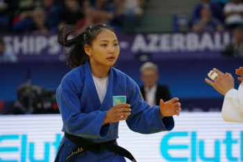 Фотография к новости: Отгонцэцэг Галбадрах стартовала с победы на чемпионате мира по дзюдо