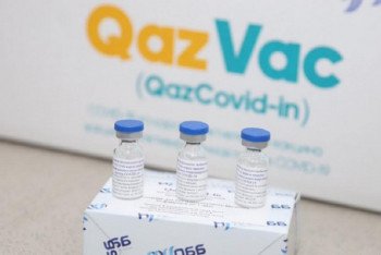 Фотография к новости: Критику врачей относительно вакцины QazVac прокомментировали в МОН