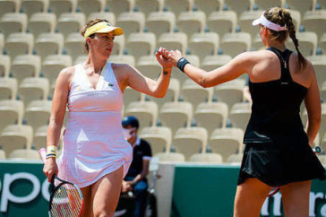 Фотография к новости: Елена Рыбакина уступила россиянке в четвертьфинале "Ролан Гаррос"