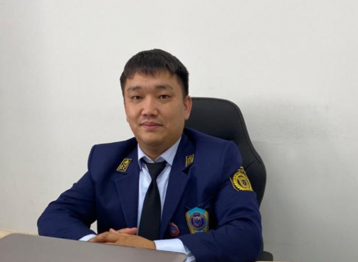 Слежка, стресс, беседы по душам. Судисполнитель поведал о своей работе