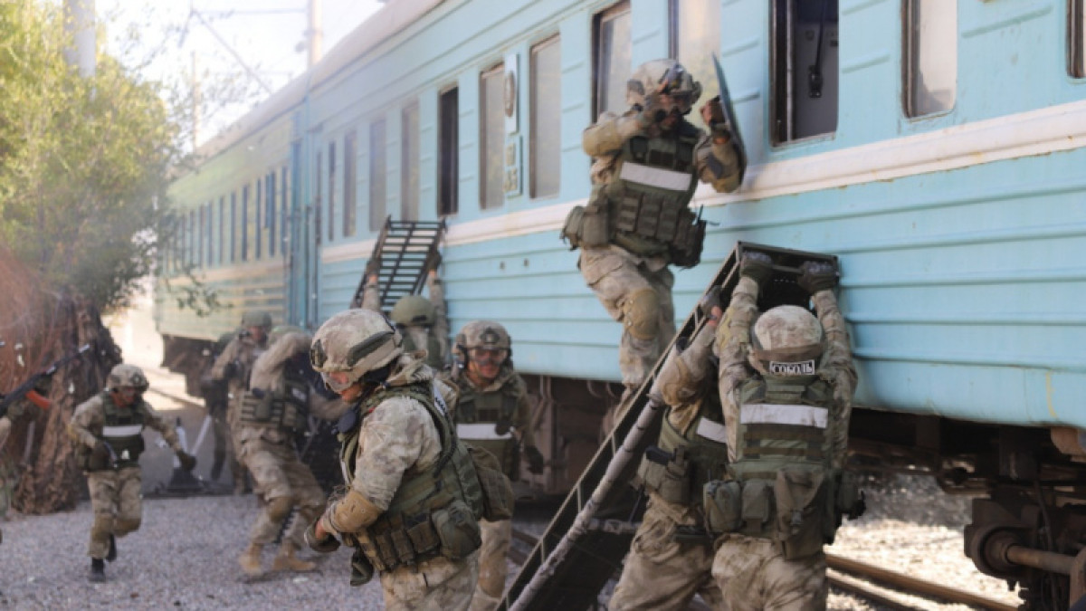 Об антитеррористических учениях в районе вокзала предупредили жителей Нур-Султана