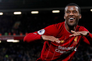 Фотография к новости: Вейналдум перешёл в "ПСЖ"