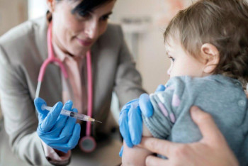 Фотография к новости: Гинцбург заявил, что детская вакцина от коронавируса может появиться к 15 сентября