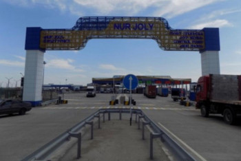 Фотография к новости: Пункты пропуска через казахстанско-китайскую границу будут закрыты 14 июня