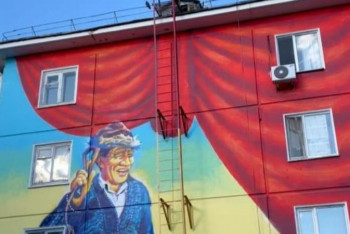 Фотография к новости: Мурал с портретом Шакена Айманова появился в Нур-Султане