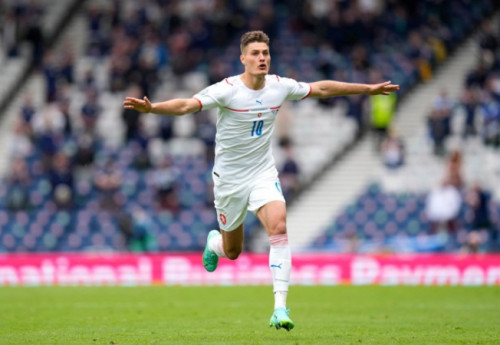 Фотография к новости: Чудо-гол помог чехам обыграть сборную Шотландии на Евро-2020