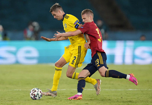 Фотография к новости: Испания и Швеция сыграли вничью на чемпионате Европы