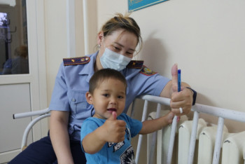 Фотография к новости: Полиция ищет родных найденного на улицах Петропавловска малыша