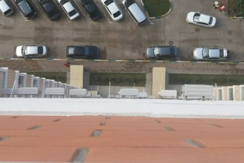 Фотография к новости: Спускавшийся по простыне с балкона мужчина разбился насмерть в Экибастузе