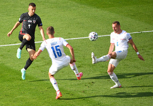 Фотография к новости: Хорватия сыграла вничью с Чехией в матче чемпионата Европы