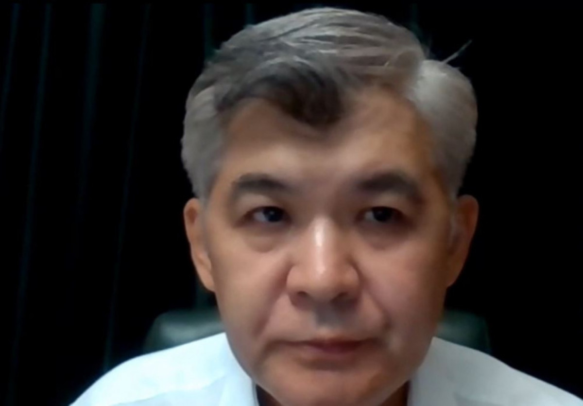 Елжан Биртанов и Берик Шарип обменялись поздравлениями в суде