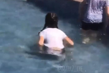 Фотография к новости: Инцидент в фонтане Алматы: двое пострадавших остаются в реанимации