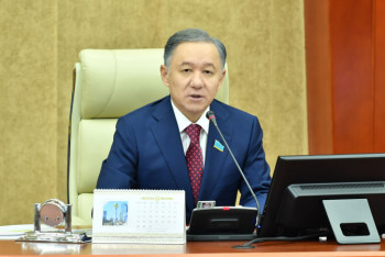 Нигматулин подвел итоги работы Мажилиса в первой сессии