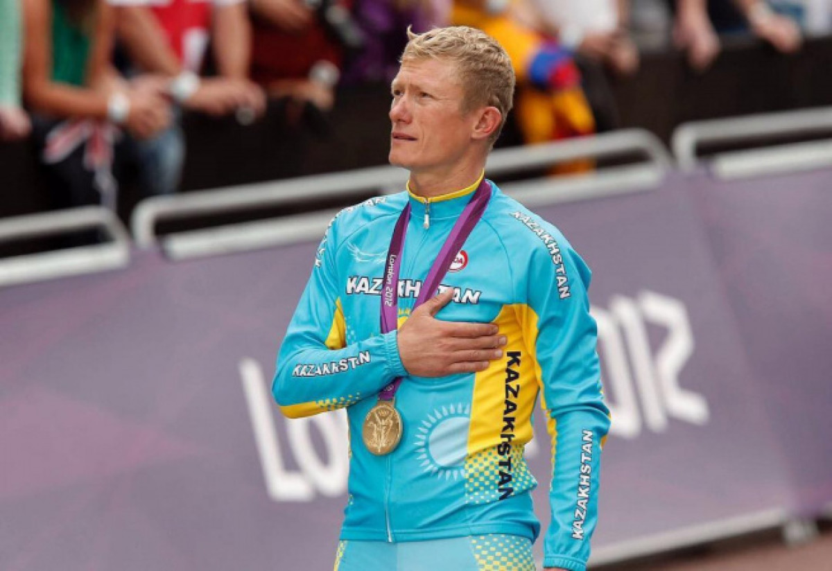 В Федерации велоспорта РК возмущены отстранением Винокурова