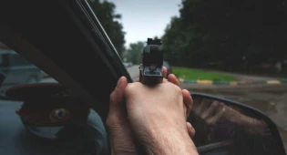 Неизвестные обстреляли автомобиль с замначальника ДП Алматинской области