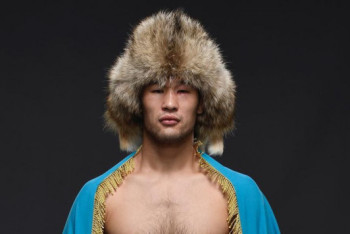 Фотография к новости: Шавкат Рахмонов досрочно оформил вторую победу в UFC