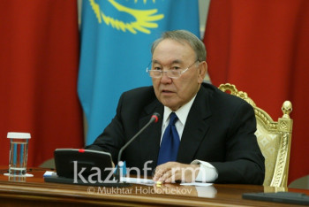 Фотография к новости: "У них что, демократия впереди паровоза идет?" - Назарбаев о Китае и России