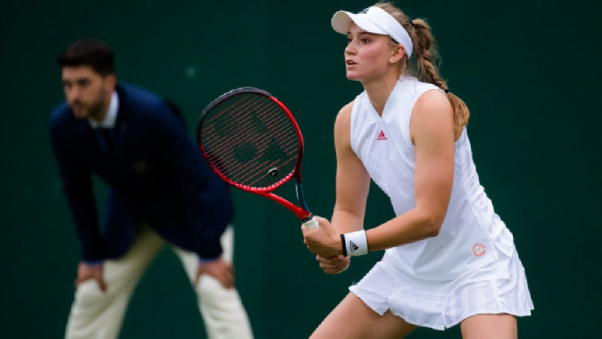 Елена Рыбакина разгромила американку и вышла в 1/8 Уимблдона