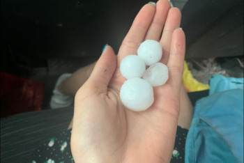 Фотография к новости: Град размером с перепелиное яйцо выпал в СКО