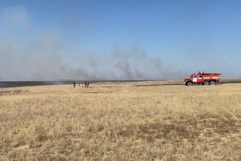 Фотография к новости: Еще один очаг степного пожара зафиксирован в Улытауском районе